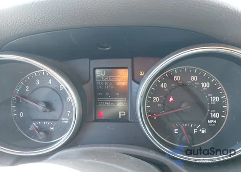 2011 Jeep Grand Cherokee Laredo z USA, uszkodzony, nr VIN 1J4RS4GG5BC515504